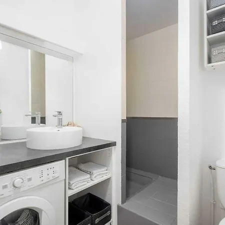 Apartment Bayonne Et A Pied - Terrasse Bois Privative Anglet
